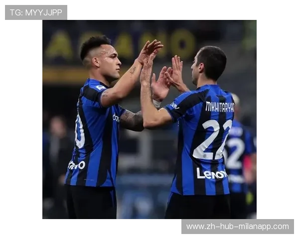 劳塔罗围抢中拔球成功形成反击